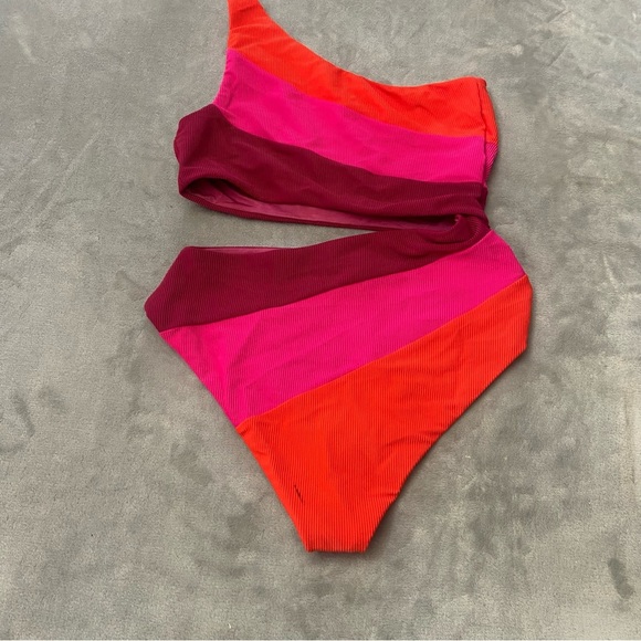 New! Beach Riot Joyce swimsuit be mine colorblock 27915 - Picture 5 of 9